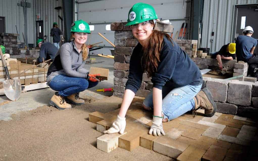 Two EDSS teams head to provincial Skills contest
