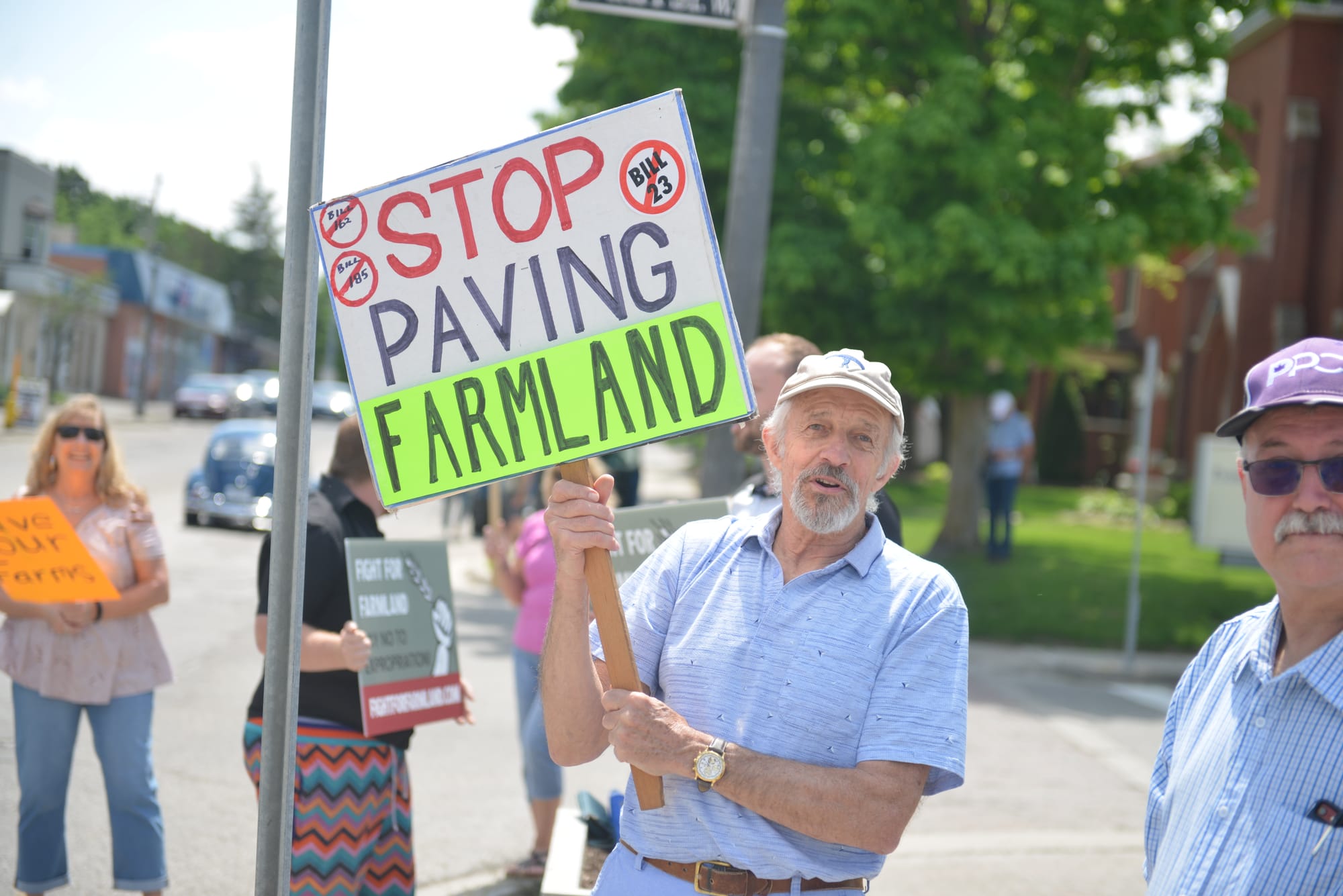 Opponents of Wilmot land-grab protest outside Harris’ office