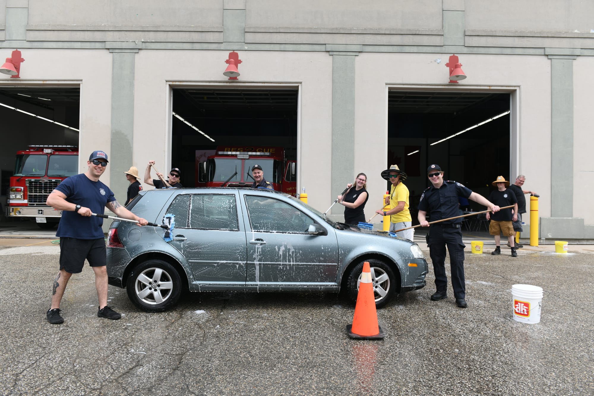 Firefighters car wash