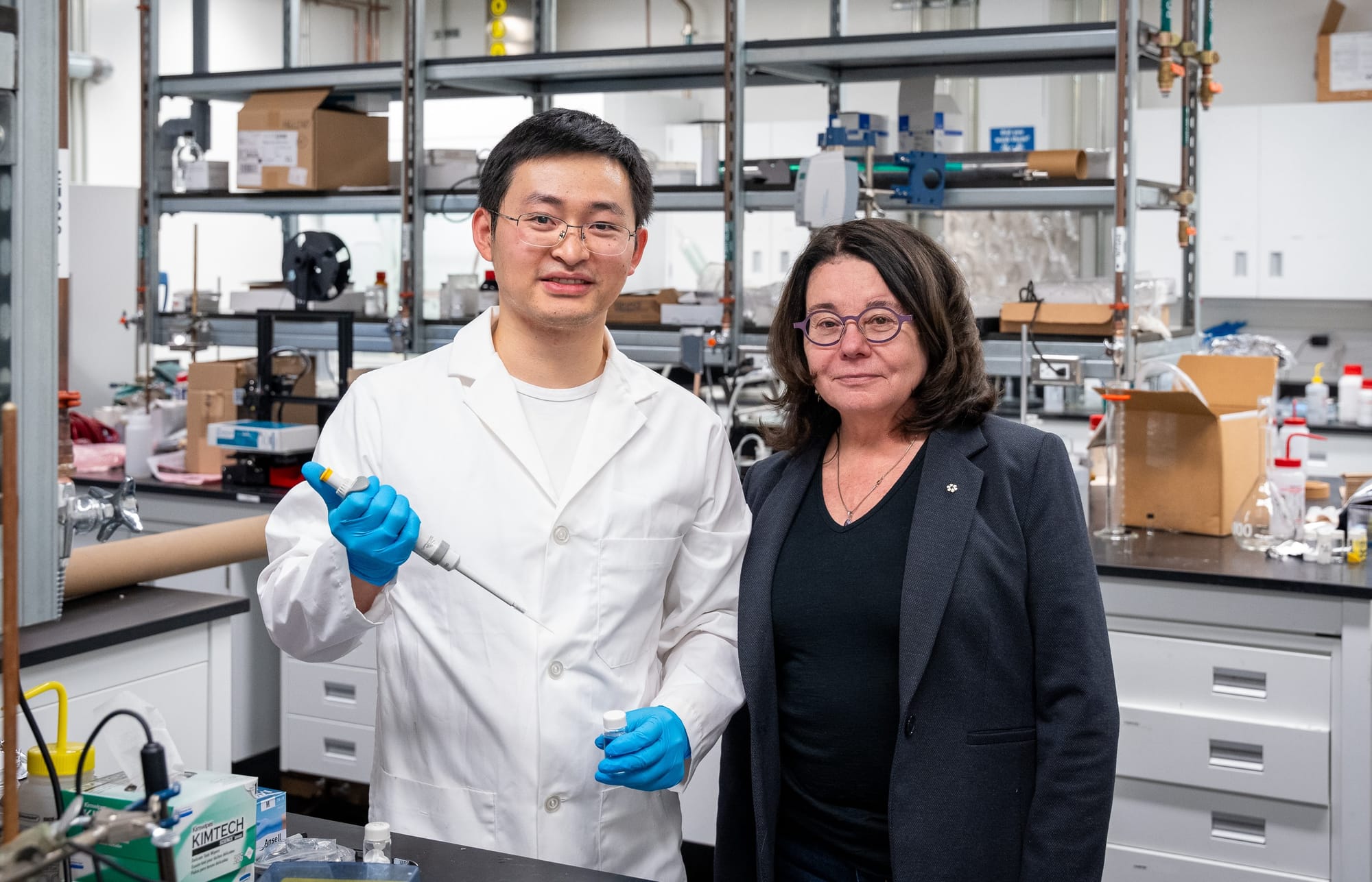 UW researchers find alternative to lithium-ion batteries