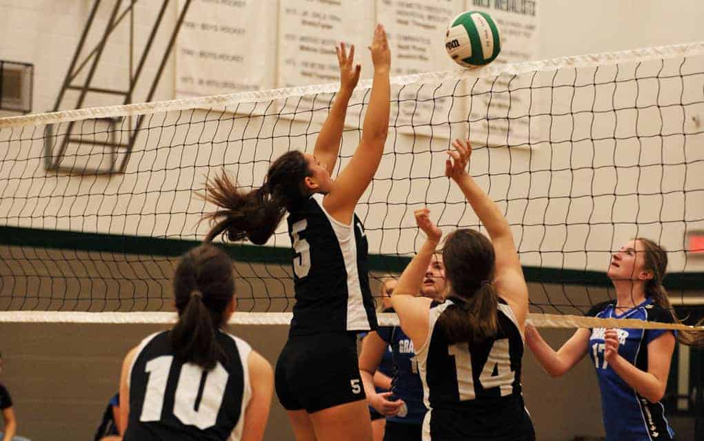 EDSS girls’ volleyball season opens with a senior win, junior loss